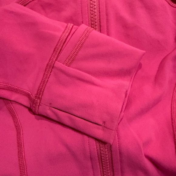 *PRE-OWNED* lululemon Women's Size 4 Define Jacket Nulu - Picture 7 of 11